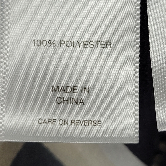 NY&Co Black/Tan/White Geometric Pattern Faux Wrap 3/4 Sleeve Top Size XSmall - Picture 10 of 11